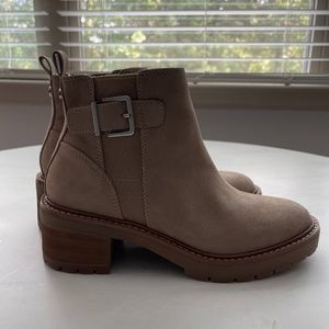Heeled Suede Boots